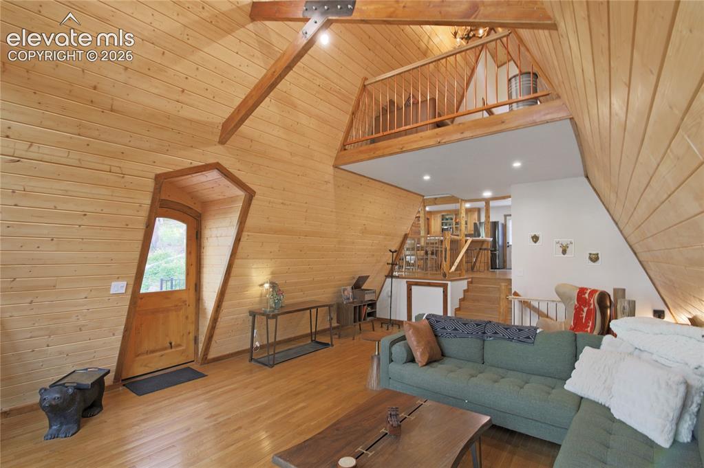 Image 11 of 50: Living Room