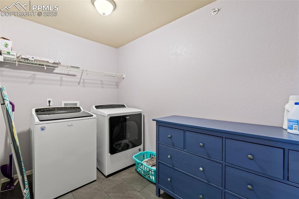 Image 26 of 31: Laundry