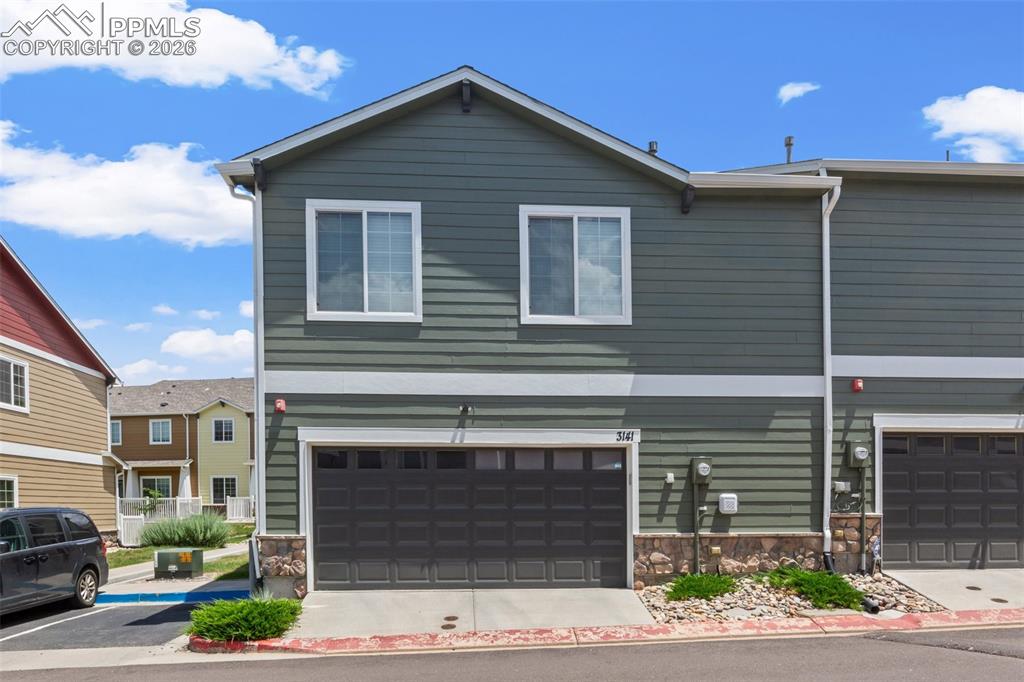 Image 28 of 31: Back of Structure