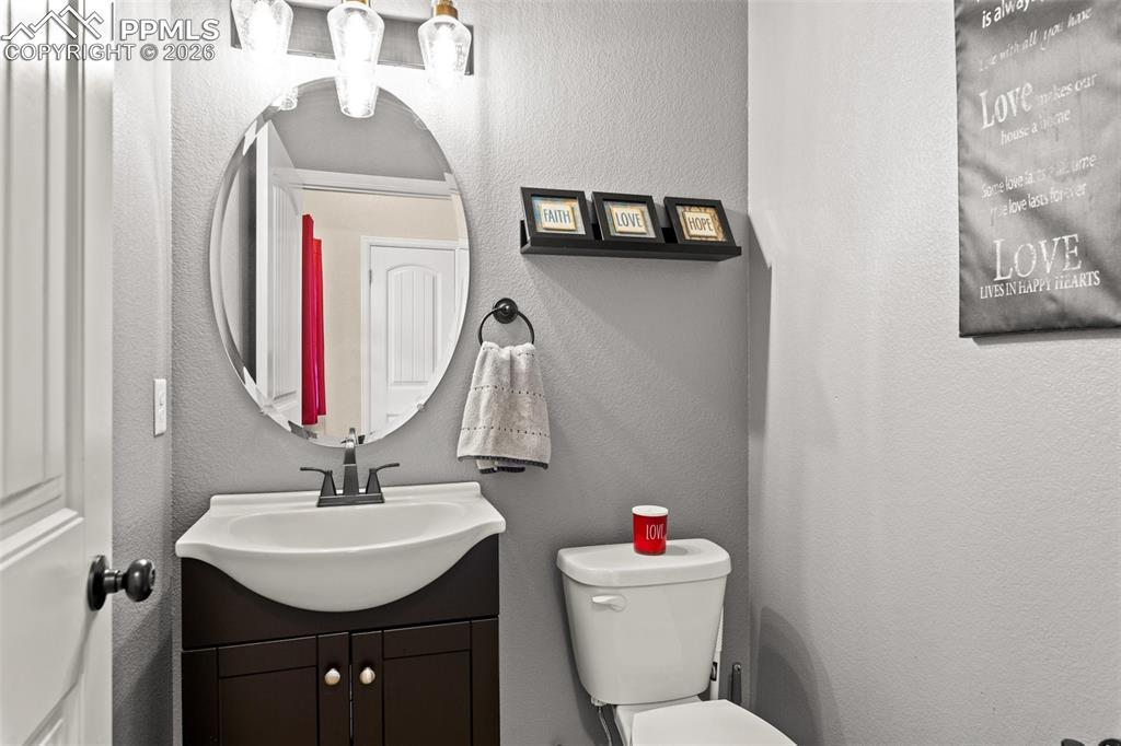 Image 8 of 31: Bathroom