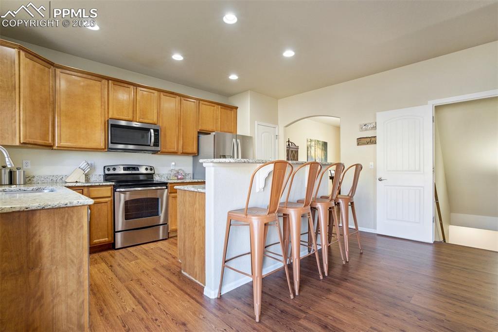 Image 11 of 50: Breakfast Area