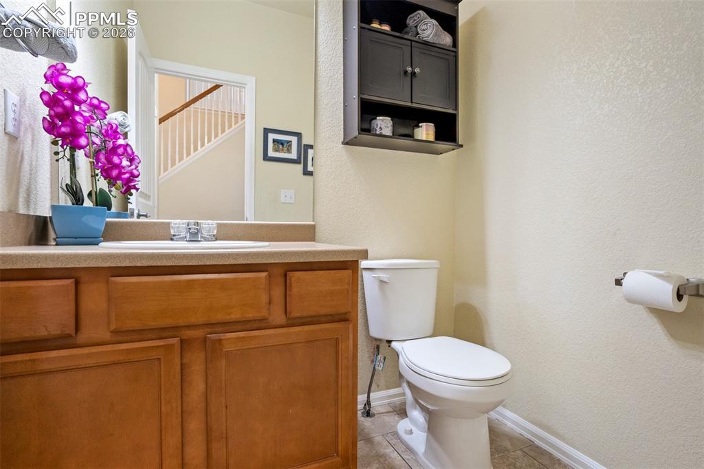 Image 16 of 50: Half Bath