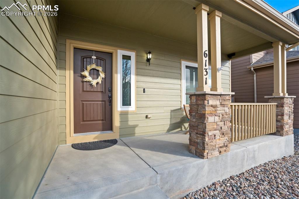 Image 2 of 50: Entry