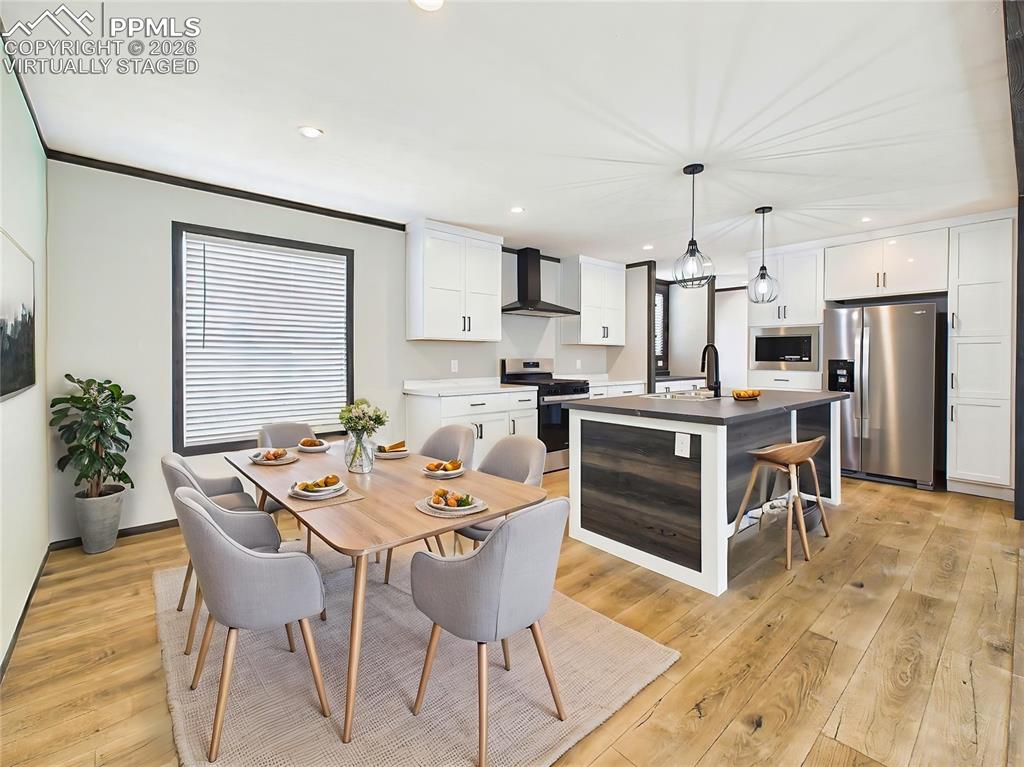 Image 10 of 50: (Virtually Staged) Dining Area