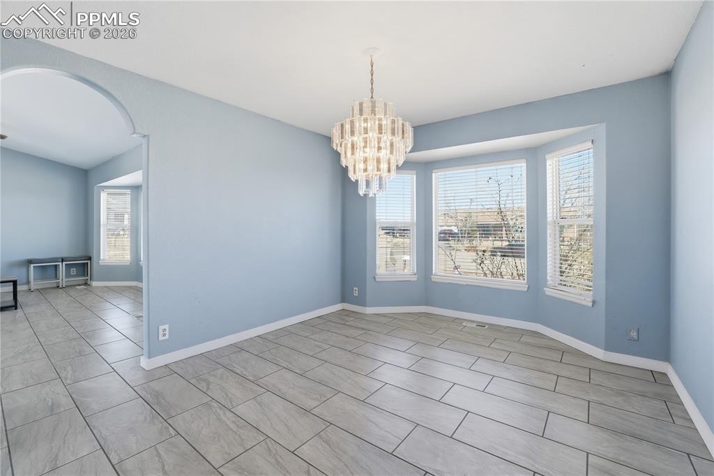 Image 6 of 35: Dining Area