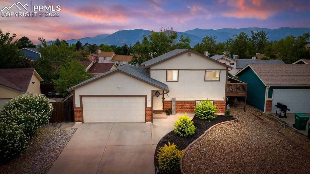 Listing 4897533, Image 1 of 25