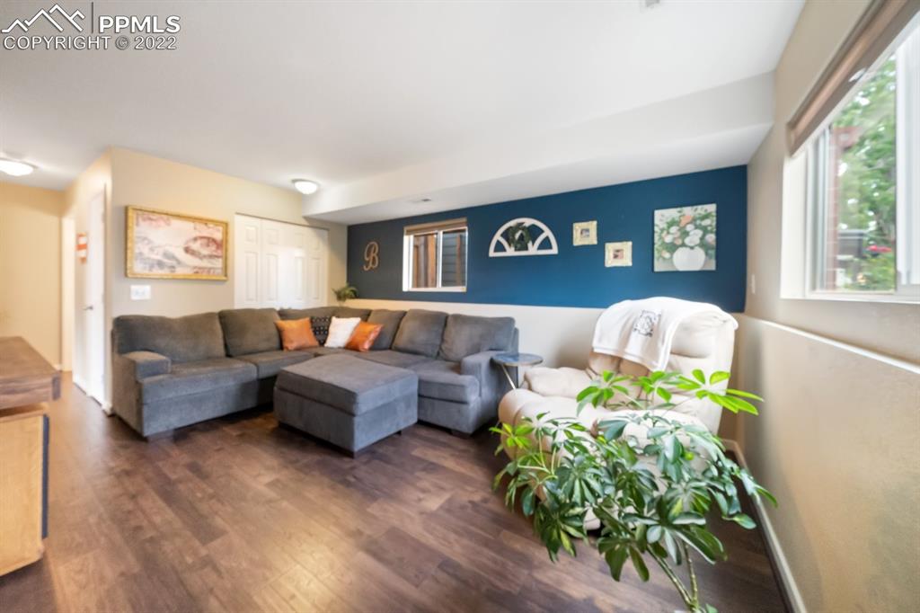 Listing 4897533, Image 13 of 25