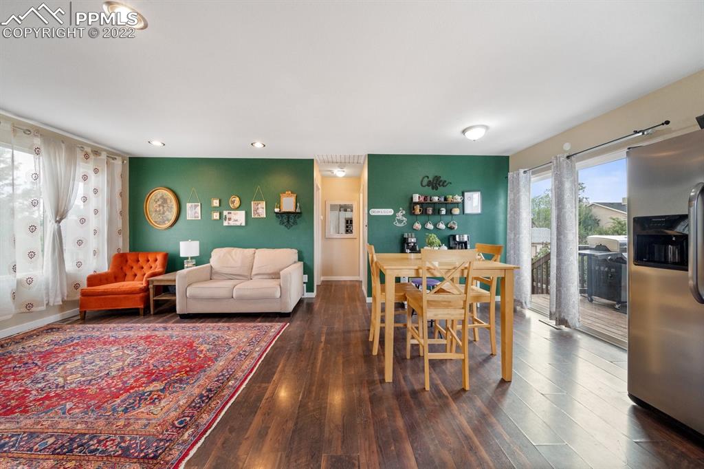 Listing 4897533, Image 3 of 25