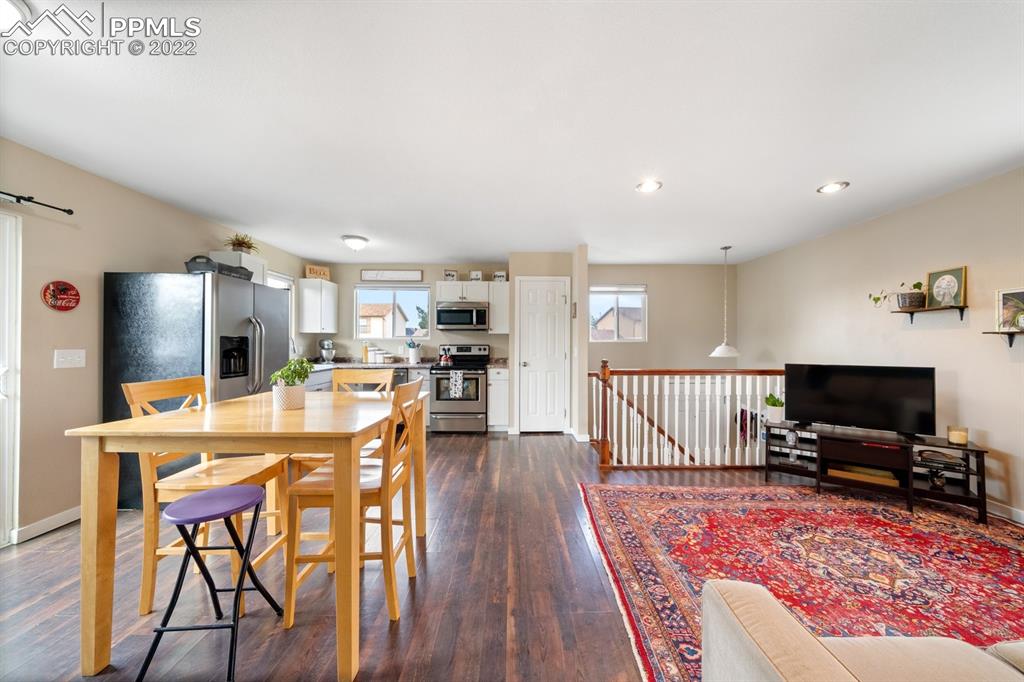 Listing 4897533, Image 5 of 25
