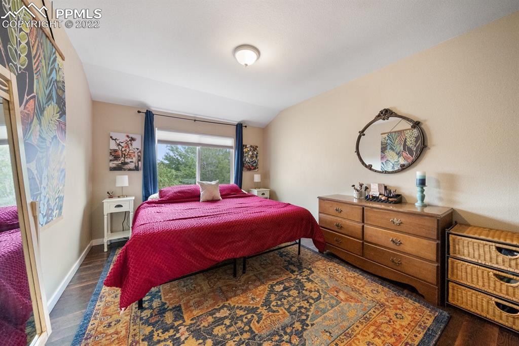 Listing 4897533, Image 9 of 25