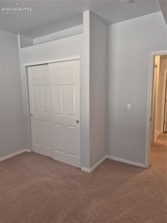 Image 11 of 24: Bedroom