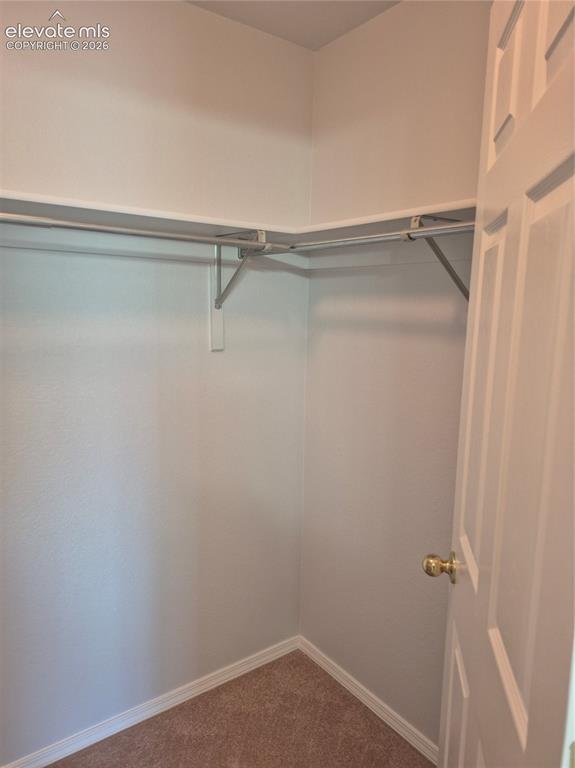 Image 22 of 24: Closet