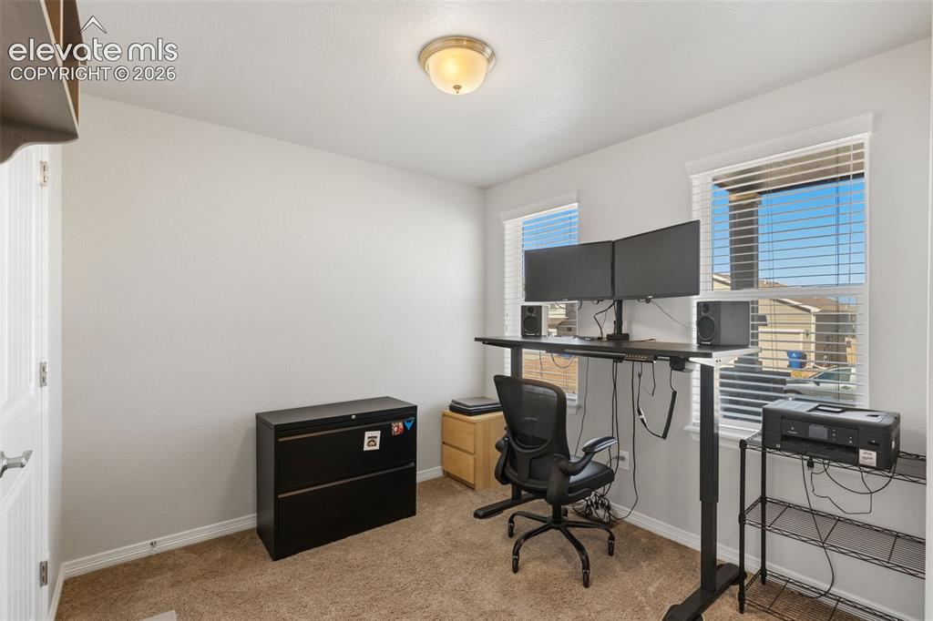 Image 11 of 31: Office