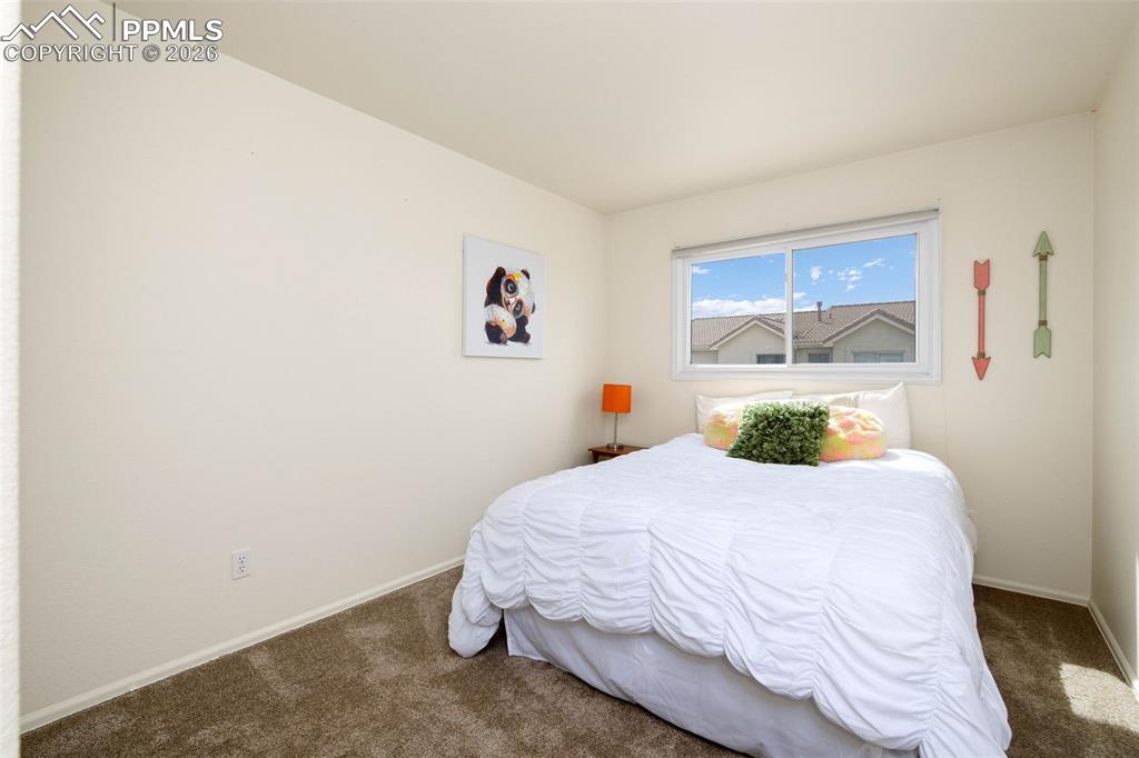 Image 25 of 31: Gas Fireplace with glass shelving
