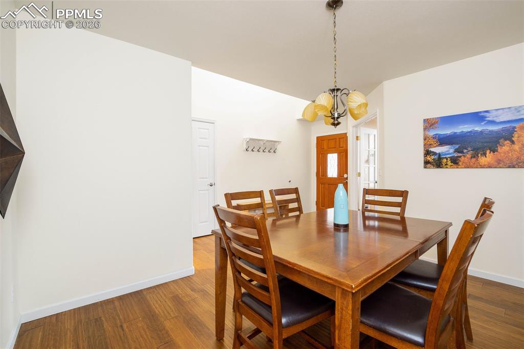 Image 8 of 31: Colorado Mold guide 