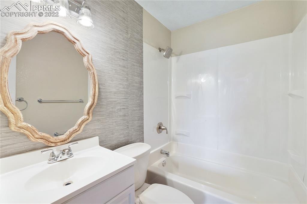 Listing 4905635, Image 11 of 23