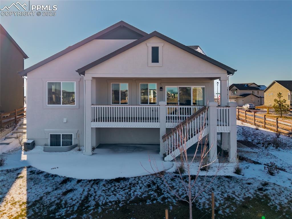 Image 28 of 37: Back of Structure