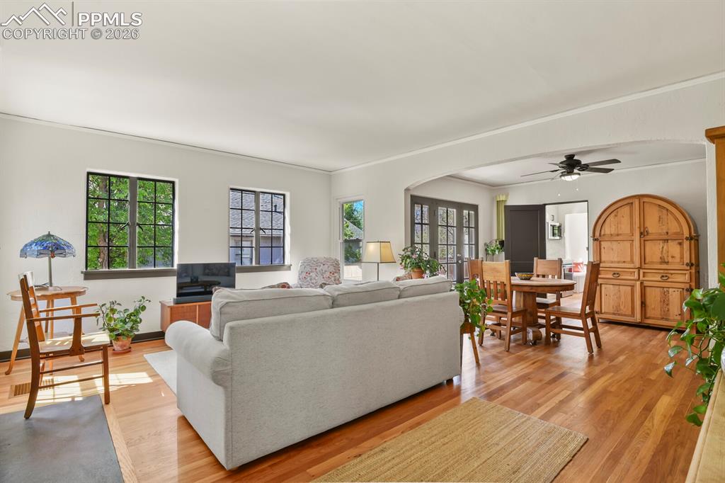 Image 8 of 35: Living Room