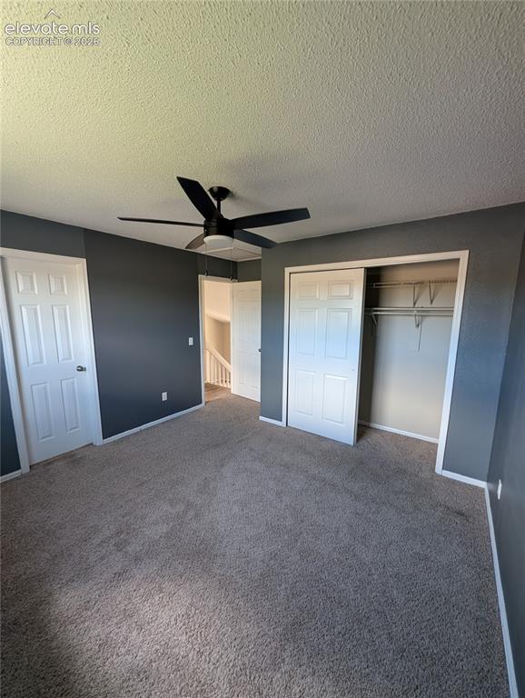 Image 11 of 39: Bedroom