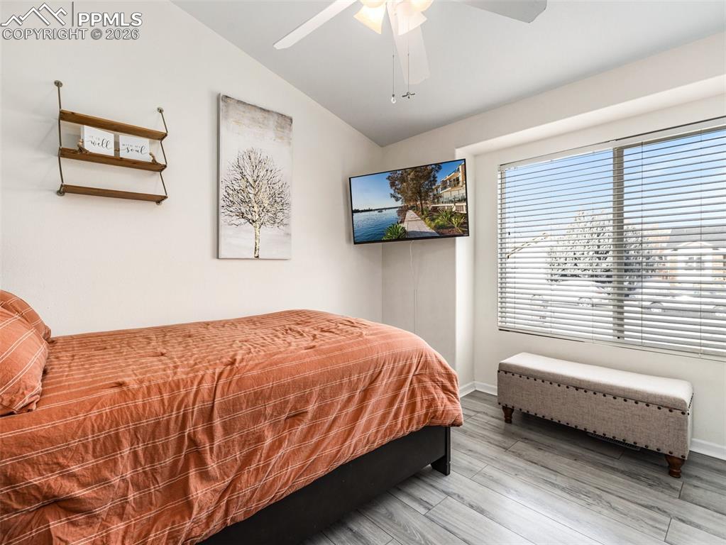 Image 16 of 31: Main level bedroom