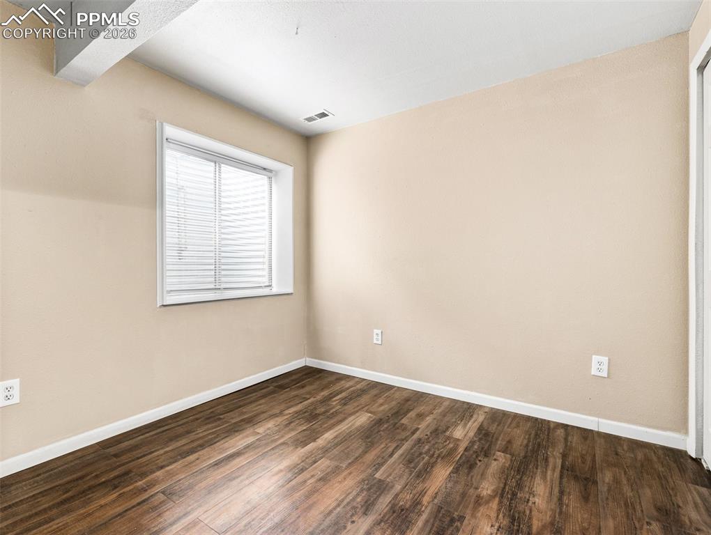 Image 25 of 31: Bedroom 4 non conforming 