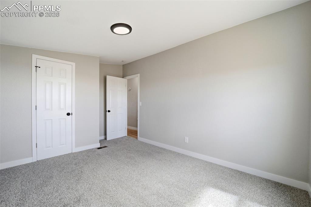 Image 30 of 45: Bedroom