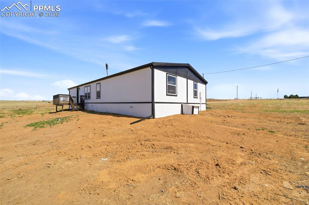 Image 38 of 45: Side of Structure