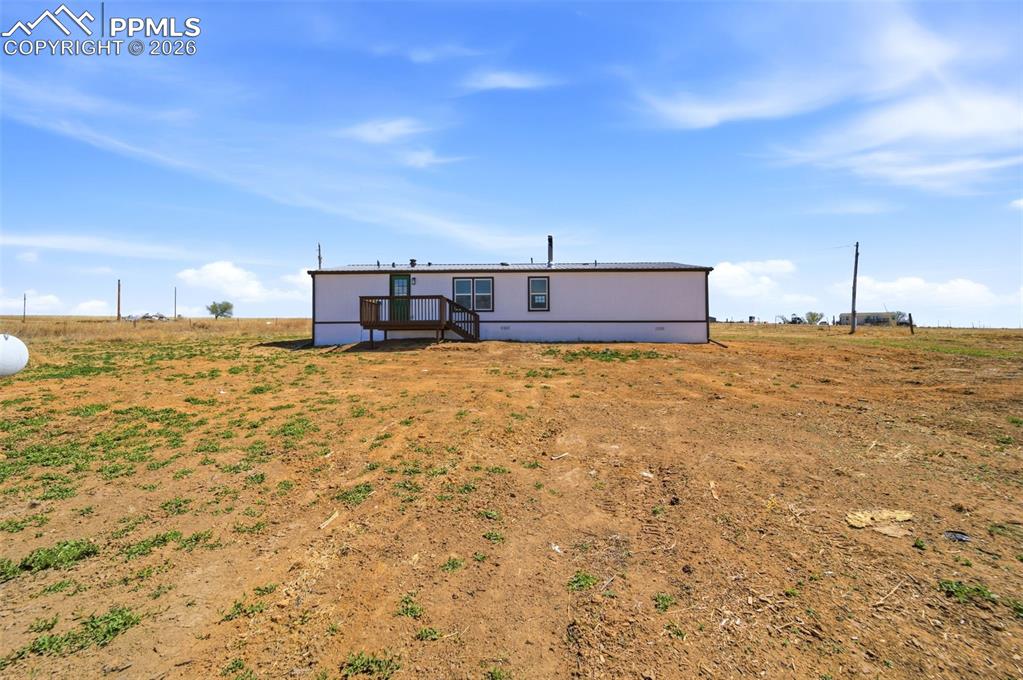 Image 39 of 45: Back of Structure