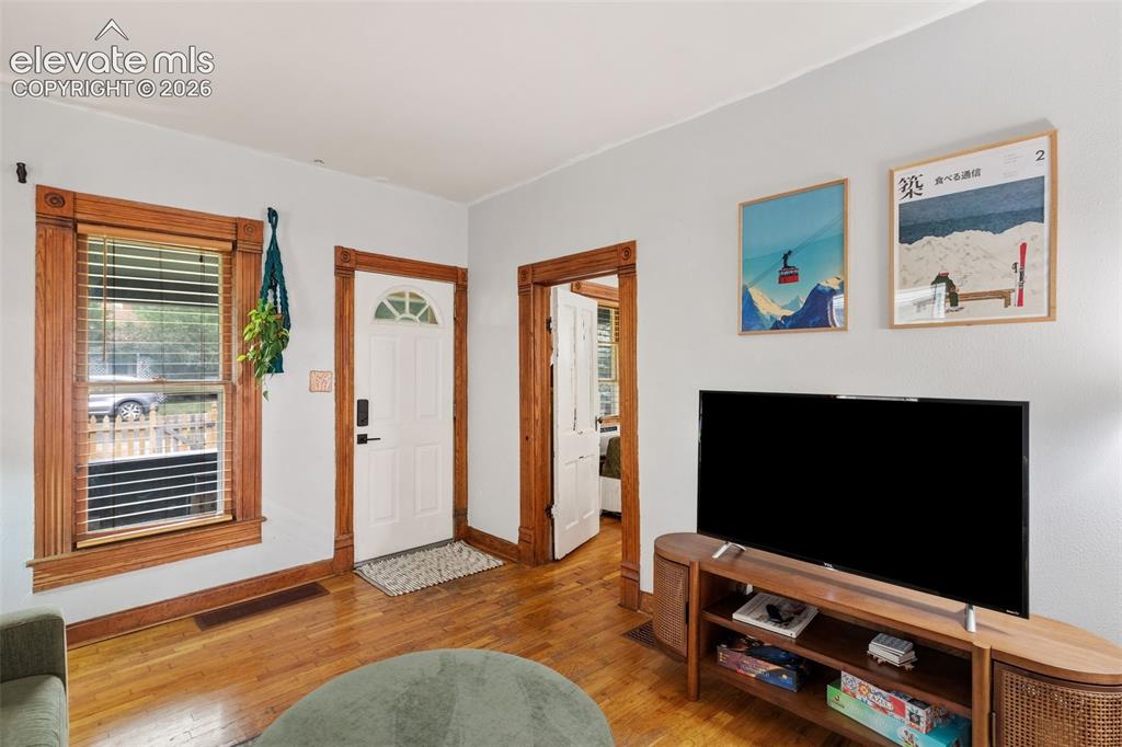 Image 15 of 34: Living Room