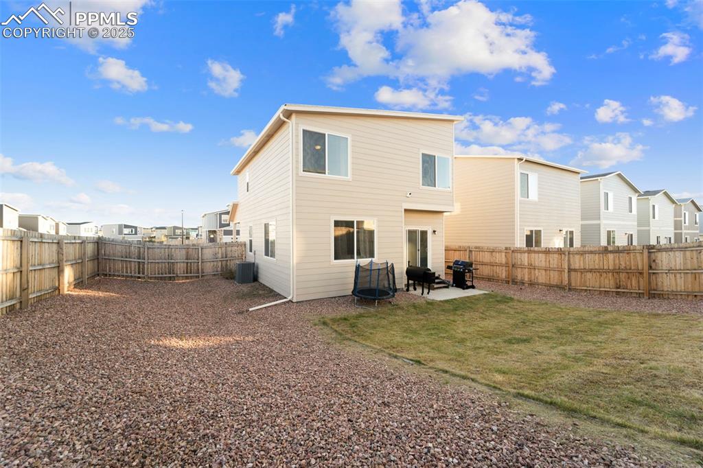 Image 19 of 21: Back of Structure