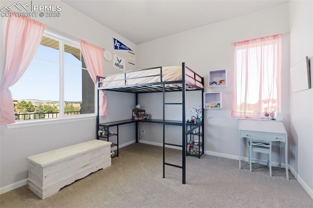 Image 32 of 43: Bedroom