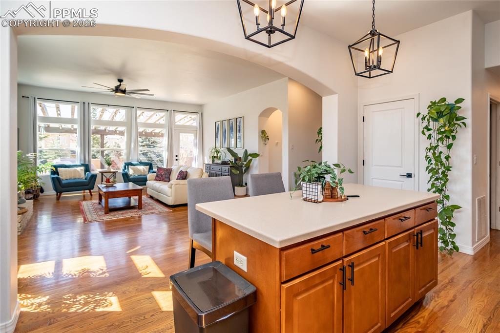 Image 9 of 35: Kitchen