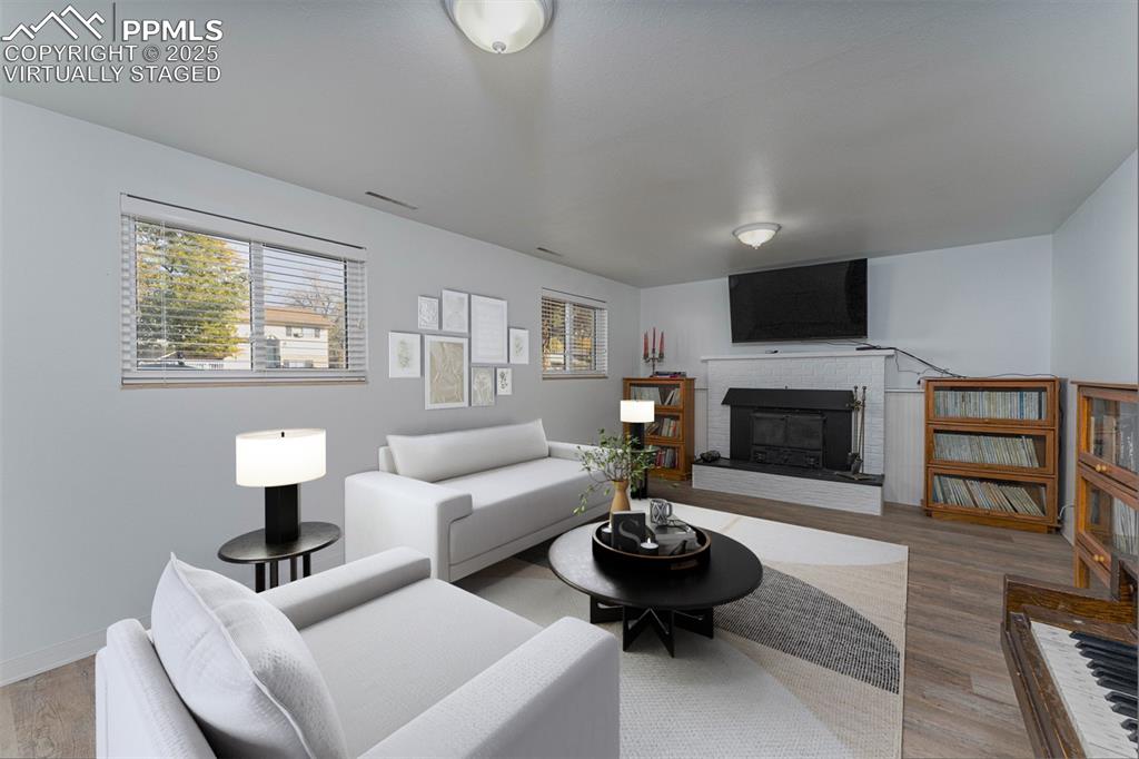 Image 13 of 37: Virtually Staged