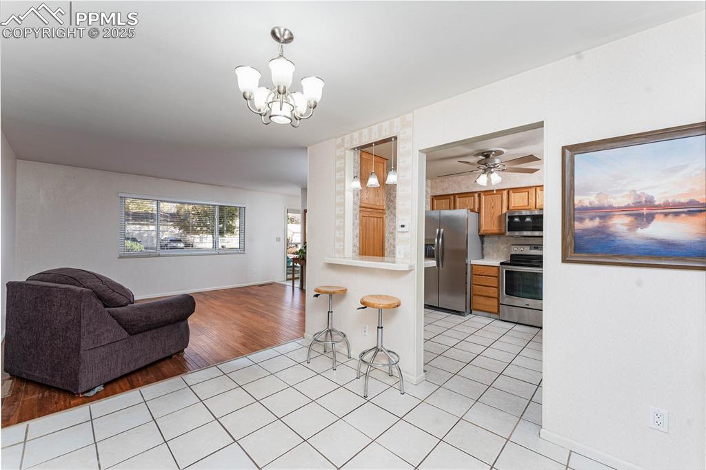 Image 37 of 37: Kitchen