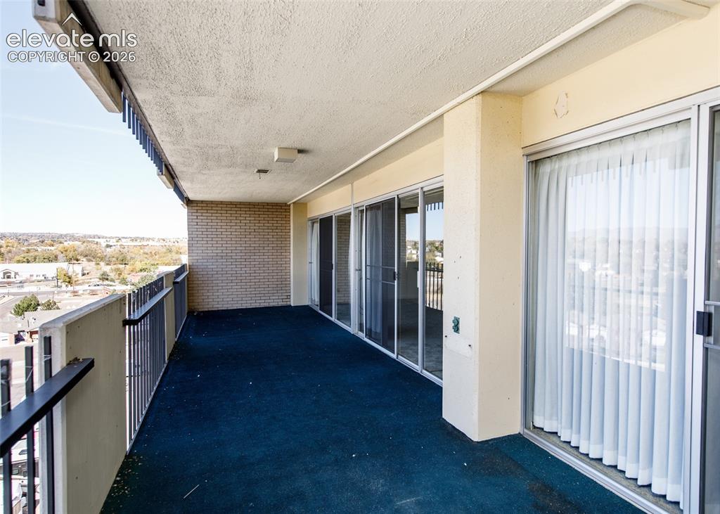 Image 18 of 39: Balcony