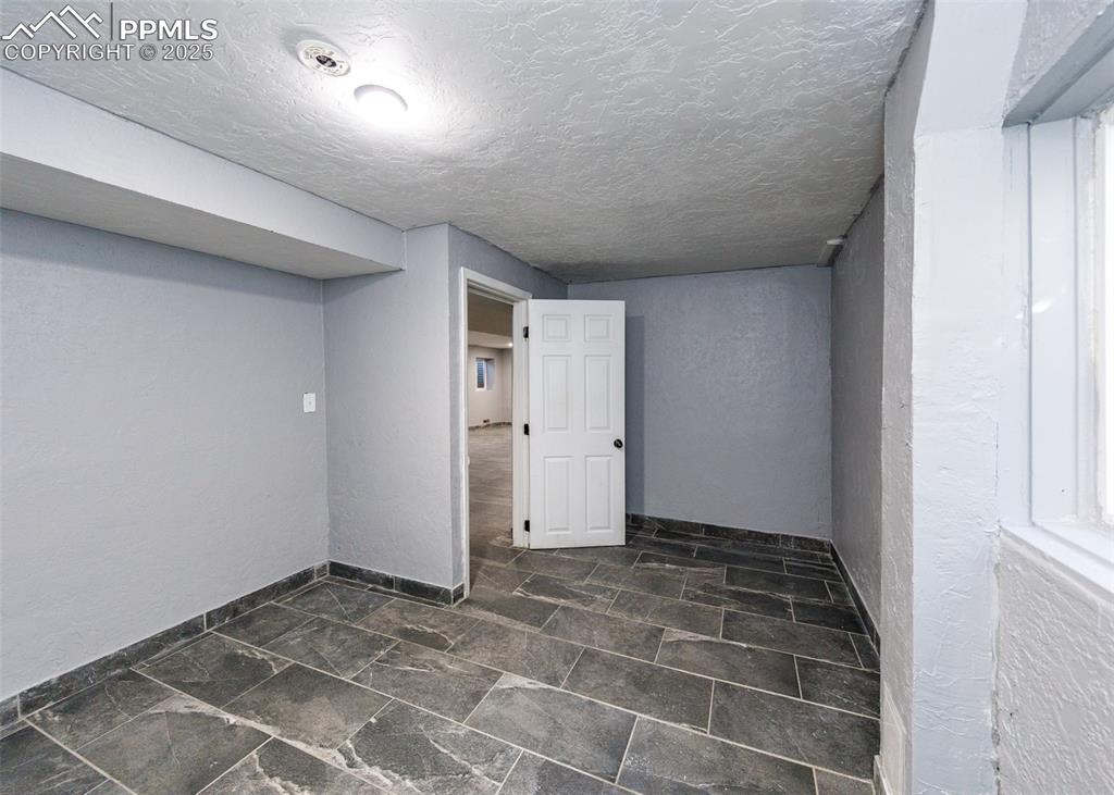 Image 42 of 47: Bedroom