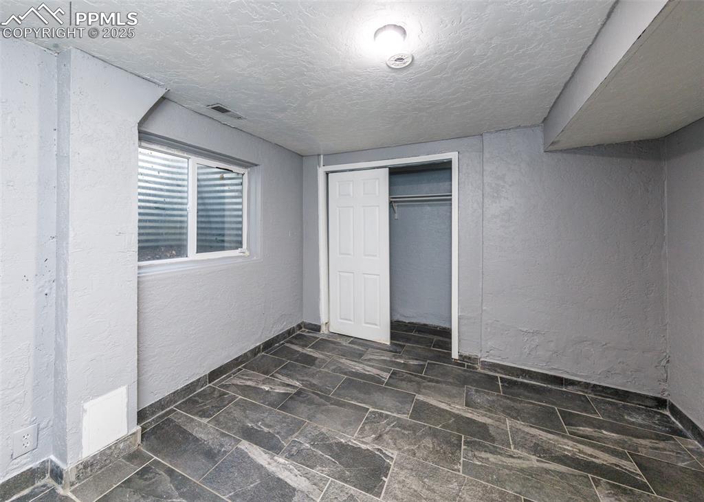 Image 43 of 47: Bedroom