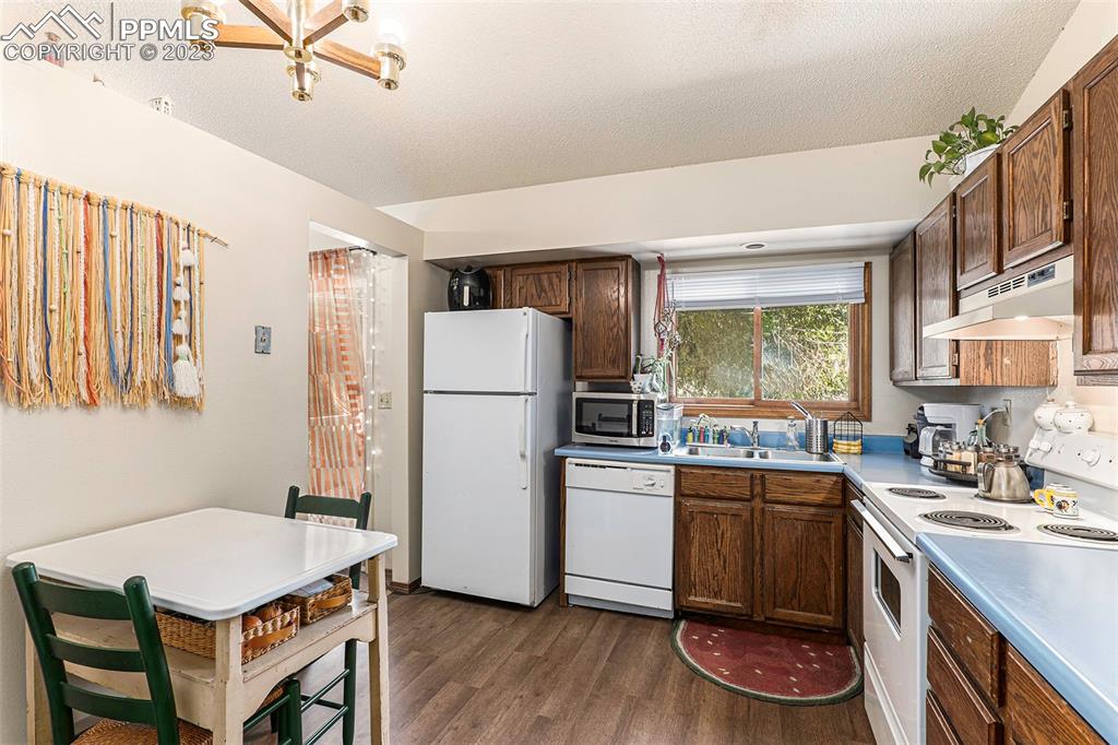 Listing 4916405, Image 19 of 34