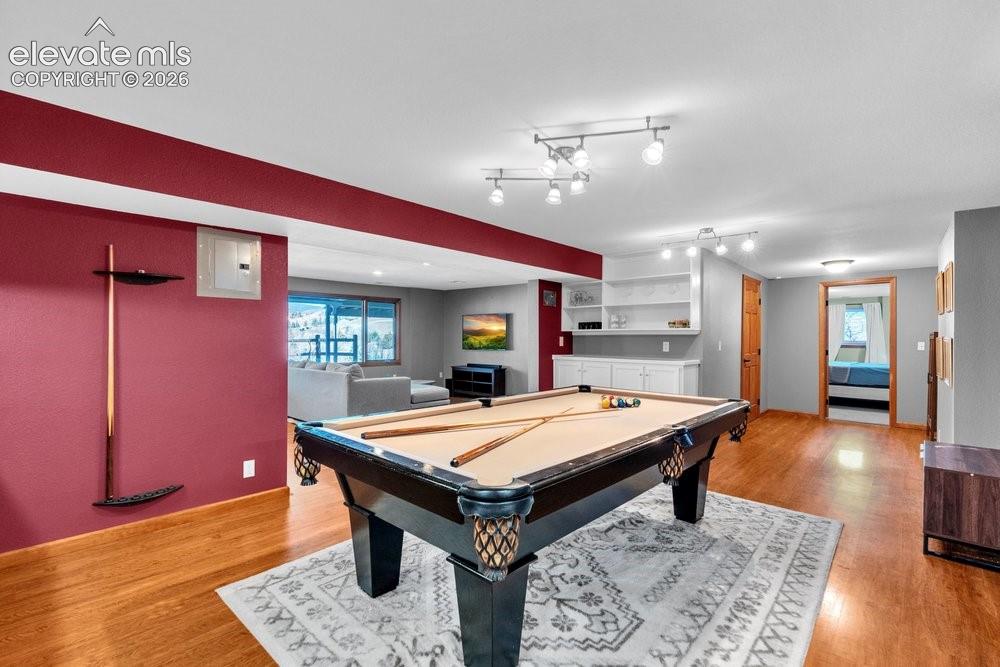 Image 21 of 45: Game Room
