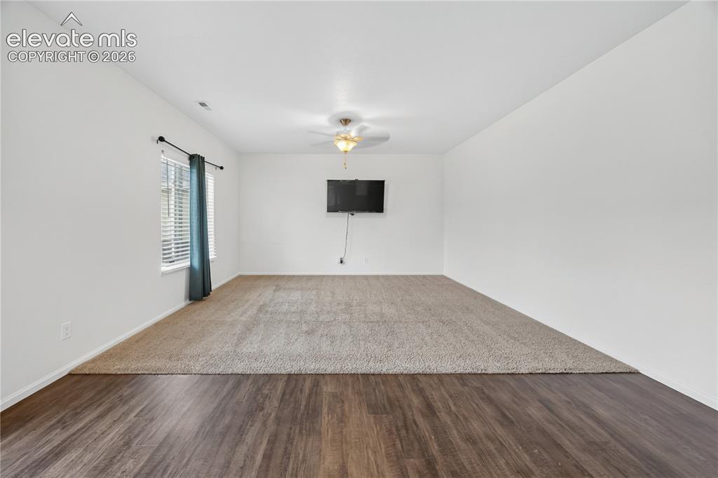 Image 4 of 26: Floorplan