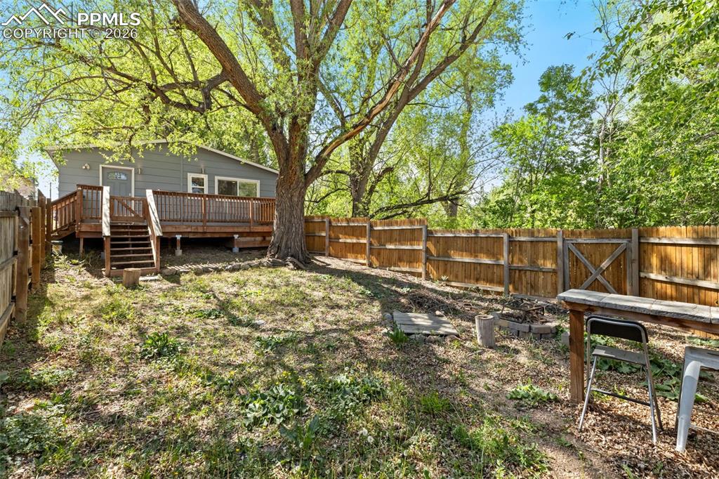 Image 25 of 35: Rear Fence for Your Furry Friends!