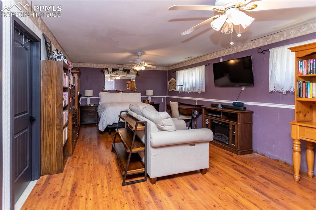 Image 41 of 50: Bedroom/bonus room or combination.  Plenty of room for the family.