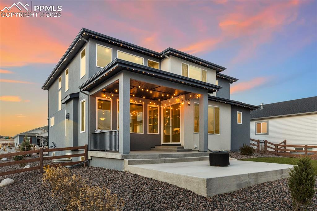 Image 6 of 47: Natural Gas outlet on Patio for BBQ & Grilling.