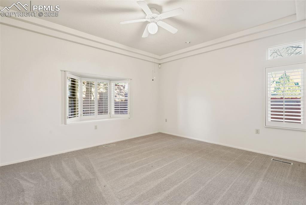 Image 19 of 32: Master Bedroom