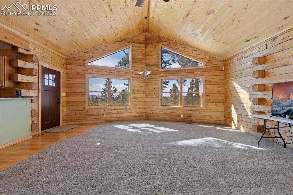 Image 4 of 47: Living Room