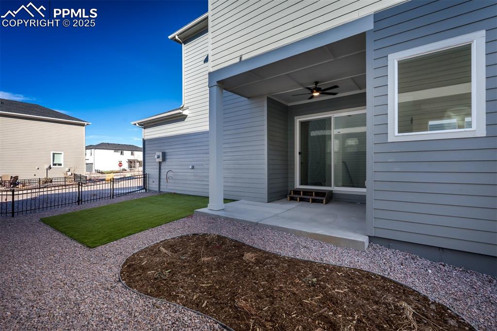 Image 31 of 35: Side of Structure