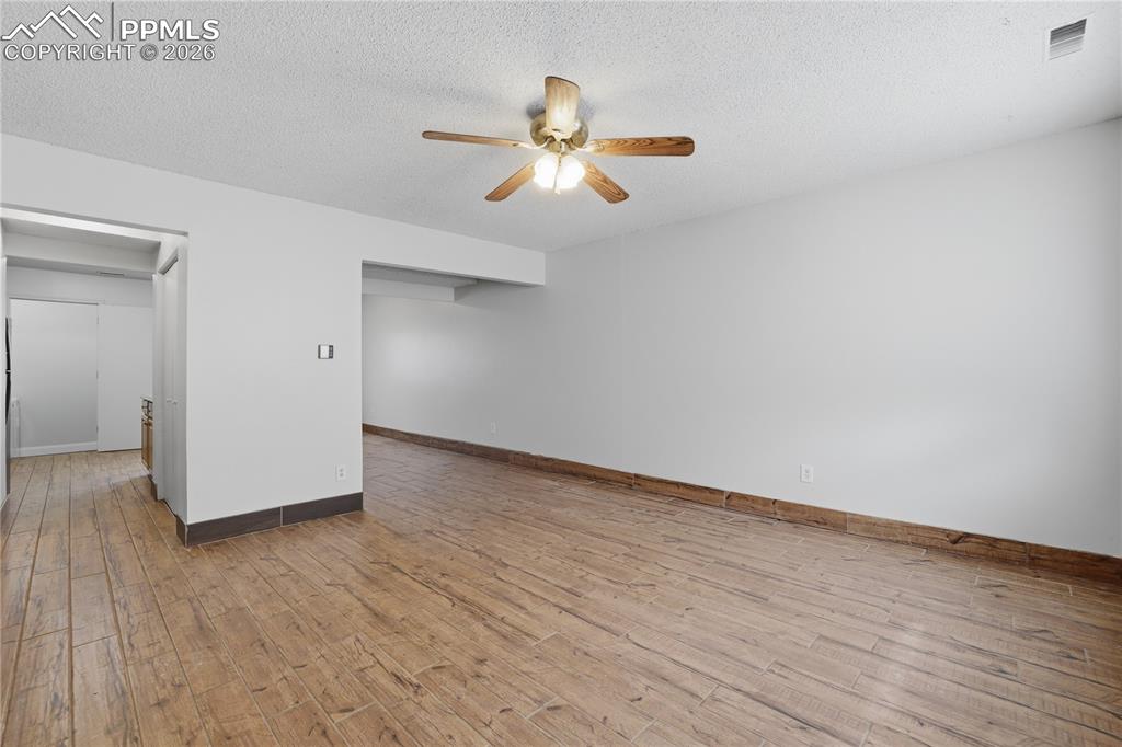 Image 4 of 25: Other