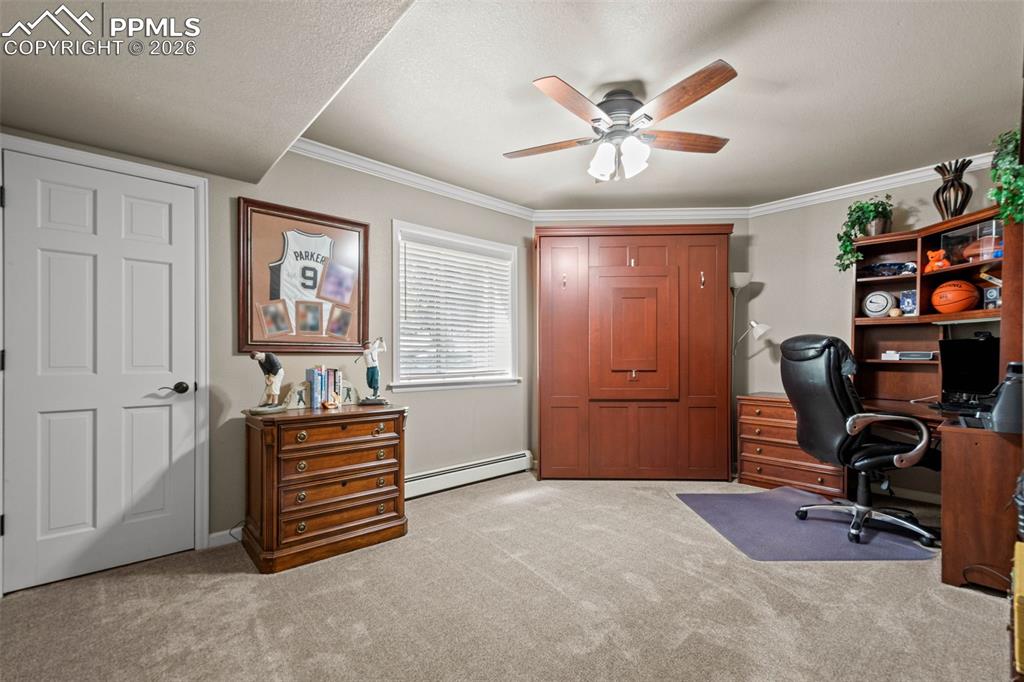 Image 28 of 49: Office