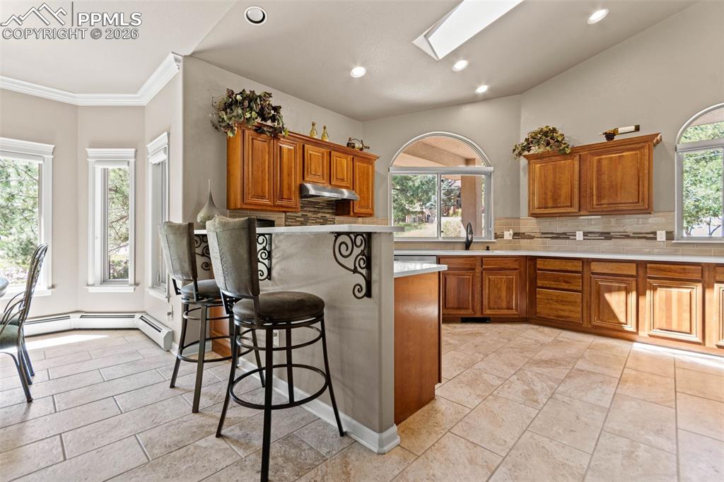 Image 6 of 49: Kitchen