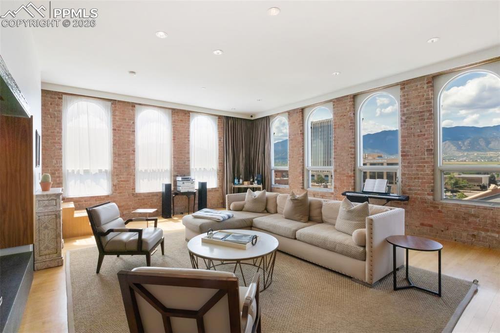 Image 6 of 47: Living Room